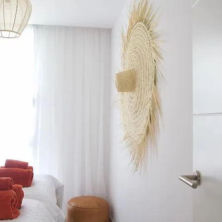 Luxury Side Apartment