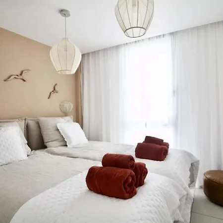 Apartment Luxury Side